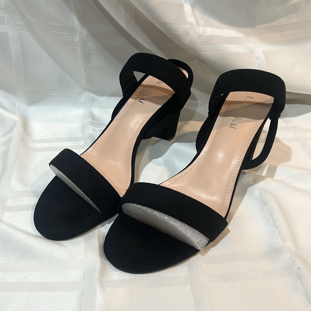 NWB LALAIKAI . CHUNKY HIGH HEEL SANDALS - Picture 4 of 11